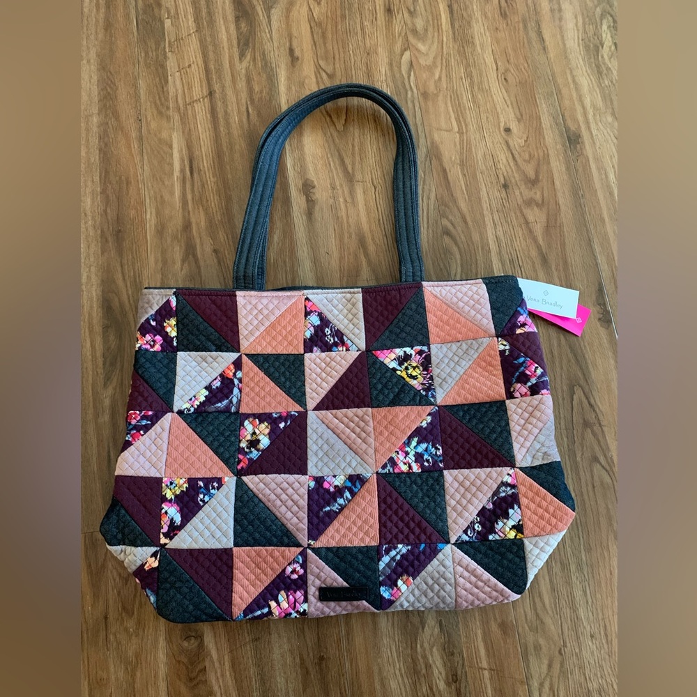 Vera Bradley Patchwork Iconic Vera Tote in Denim Navy New - Picture 1 of 7
